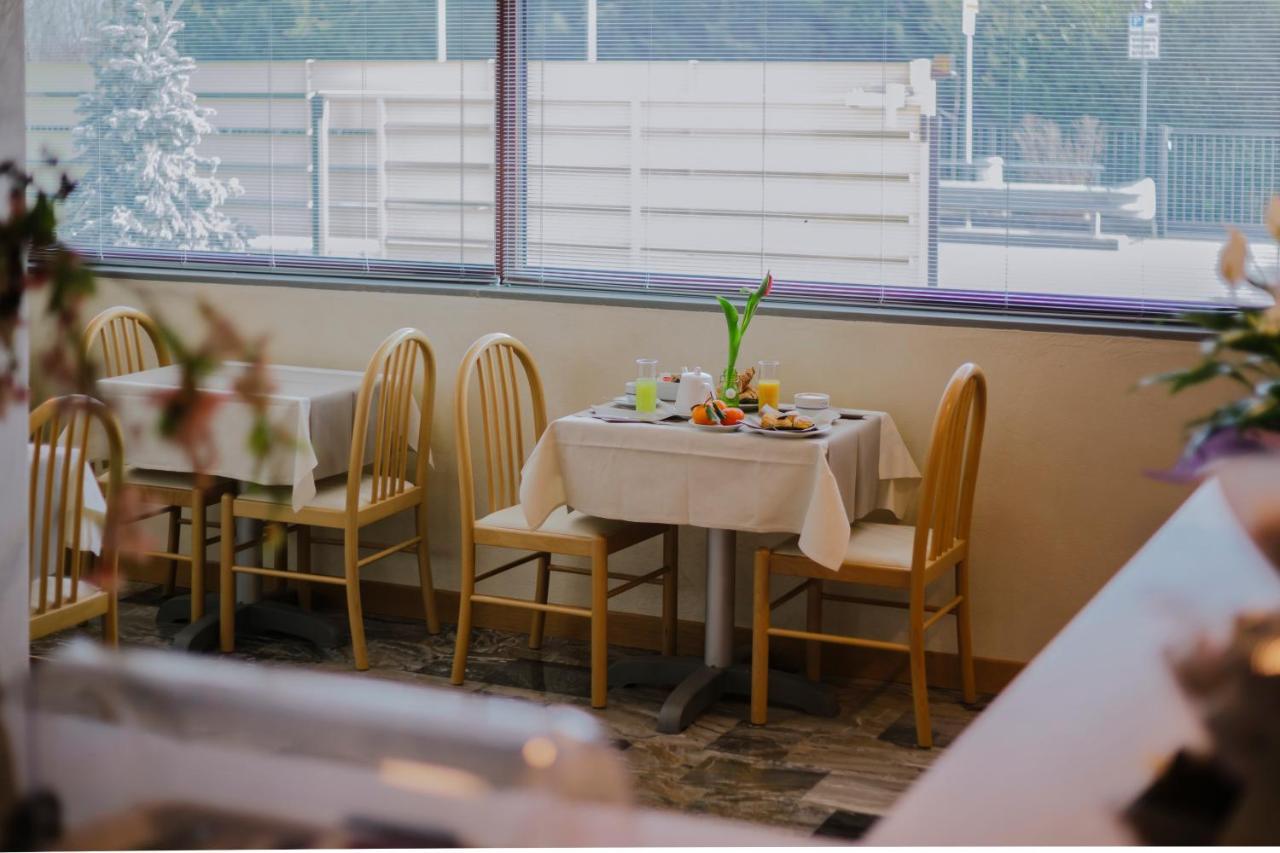 Piccolo Hotel Palosco ภายนอก รูปภาพ