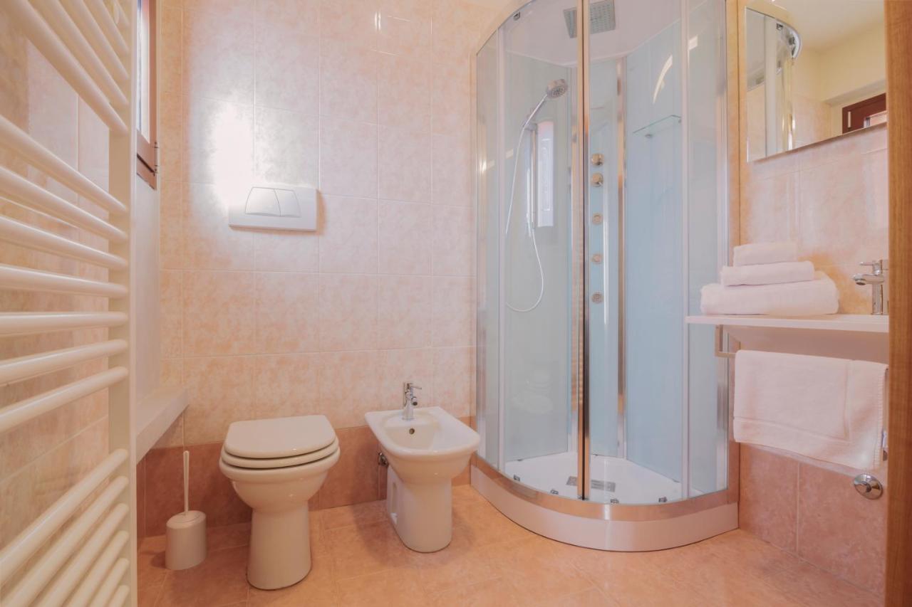 Piccolo Hotel Palosco ภายนอก รูปภาพ