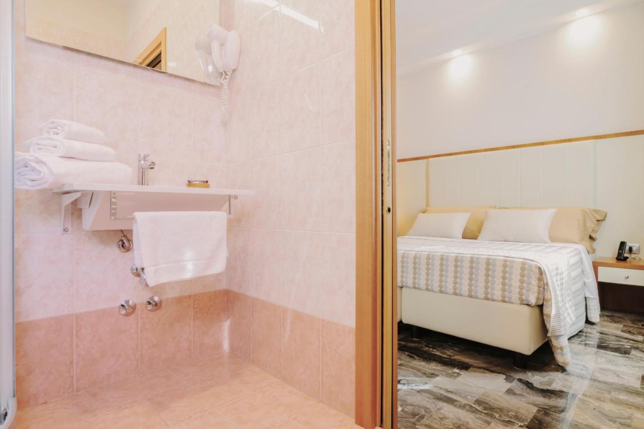 Piccolo Hotel Palosco ภายนอก รูปภาพ