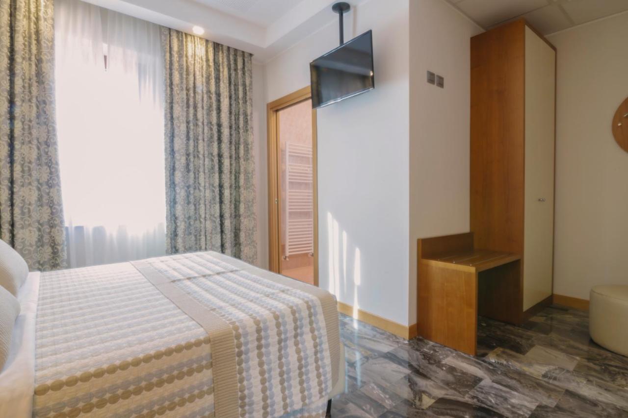 Piccolo Hotel Palosco ภายนอก รูปภาพ