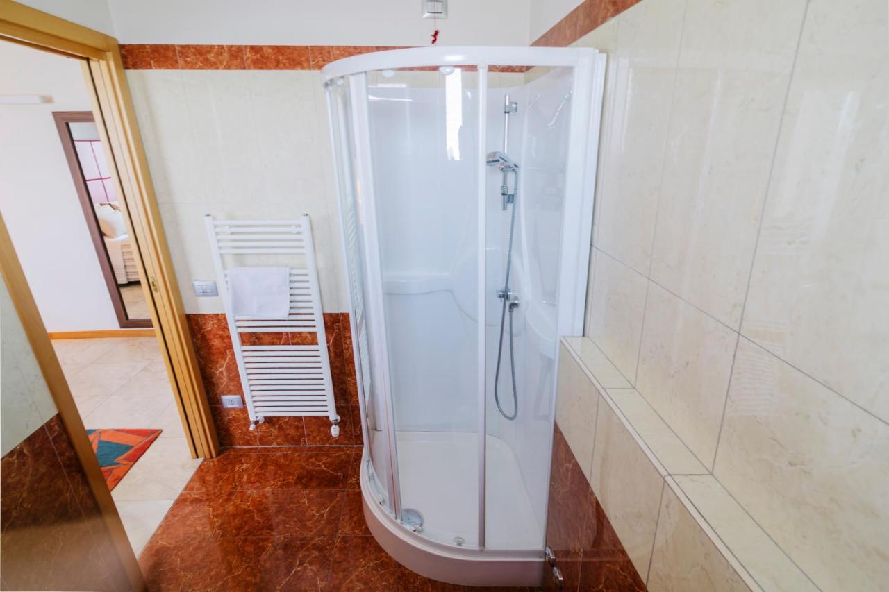 Piccolo Hotel Palosco ภายนอก รูปภาพ